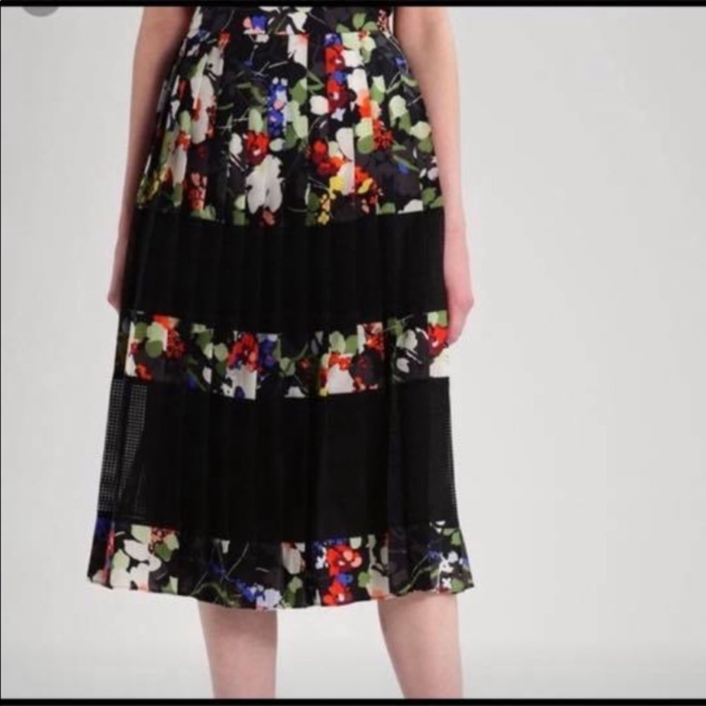 NWT Banana Republic pleated floral midi skirt ✨